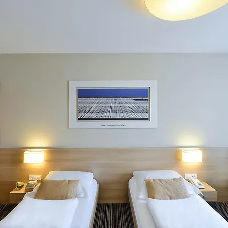 فندق Ahotel