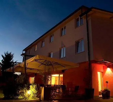 فندق Ahotel