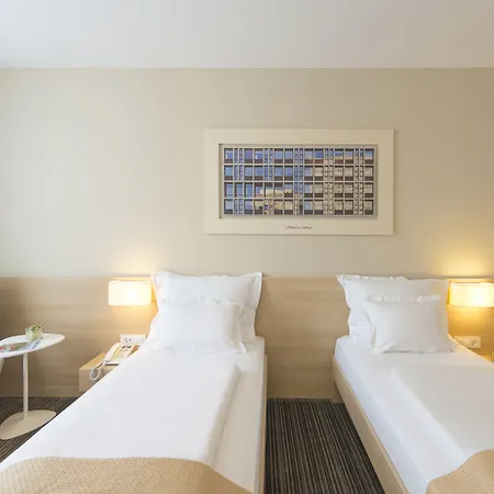 Ahotel 4*
