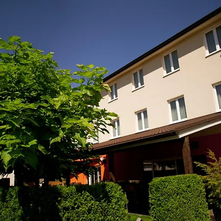 فندق Ahotel ليوبليانا