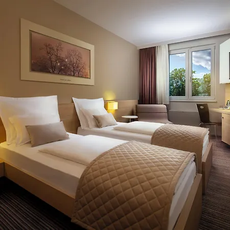 Ahotel Готель 4*