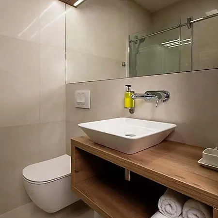 Ahotel 4*