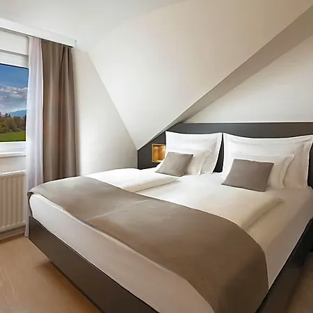 Hotel Ahotel