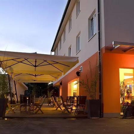 Ahotel Hotel 4*
